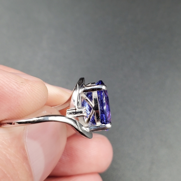Size 6.25 14K White Gold 3.96 Carat Tanzanite Ring - Picture 11 of 11